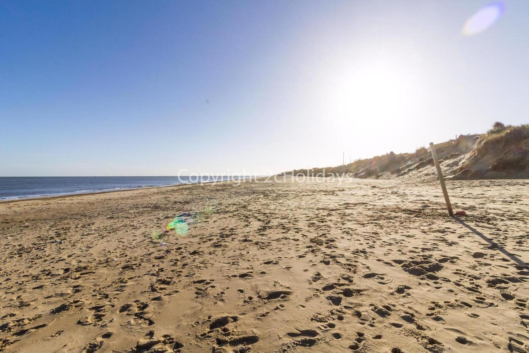Great 3 Bedroom Chalet To Hire With In Hemsby, Great Seaside Break! Ref 18194B Kültér fotó
