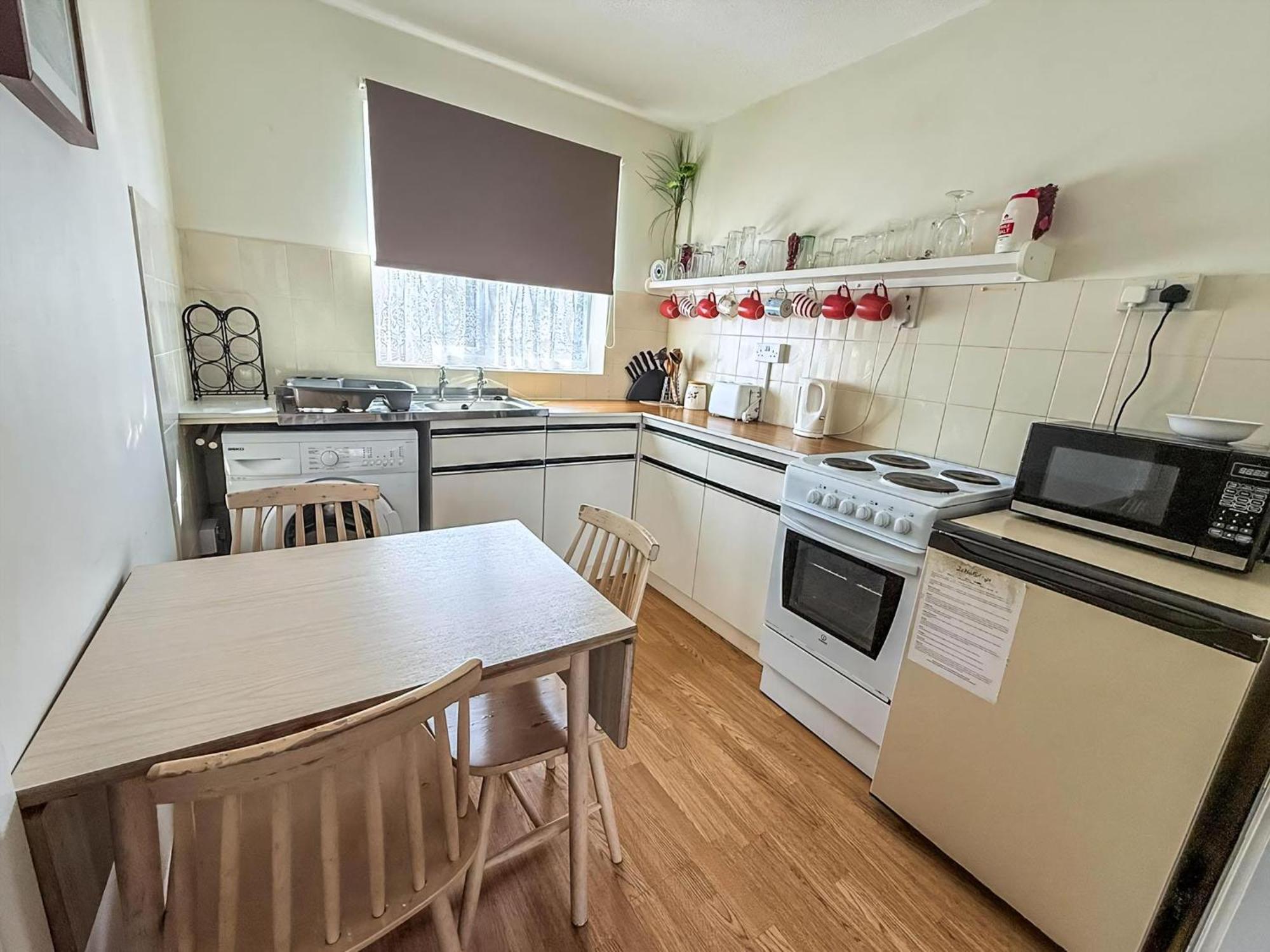 Great 3 Bedroom Chalet To Hire With In Hemsby, Great Seaside Break! Ref 18194B Kültér fotó
