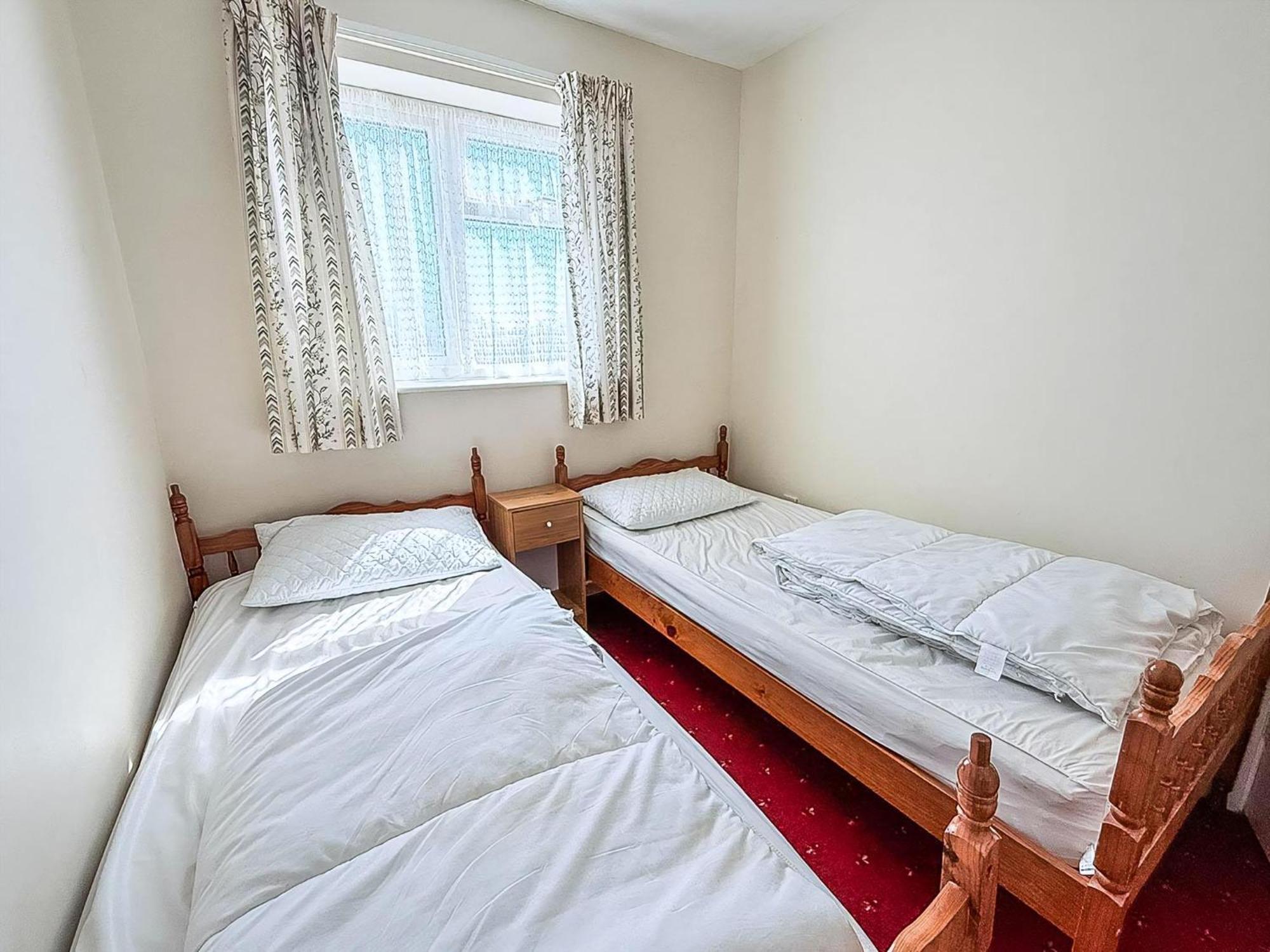 Great 3 Bedroom Chalet To Hire With In Hemsby, Great Seaside Break! Ref 18194B Kültér fotó